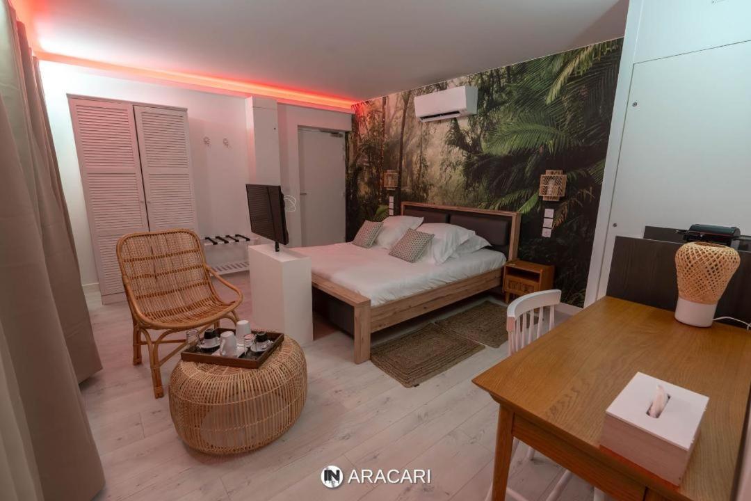 Aracari Hotel Villars-les-Dombes Bagian luar foto